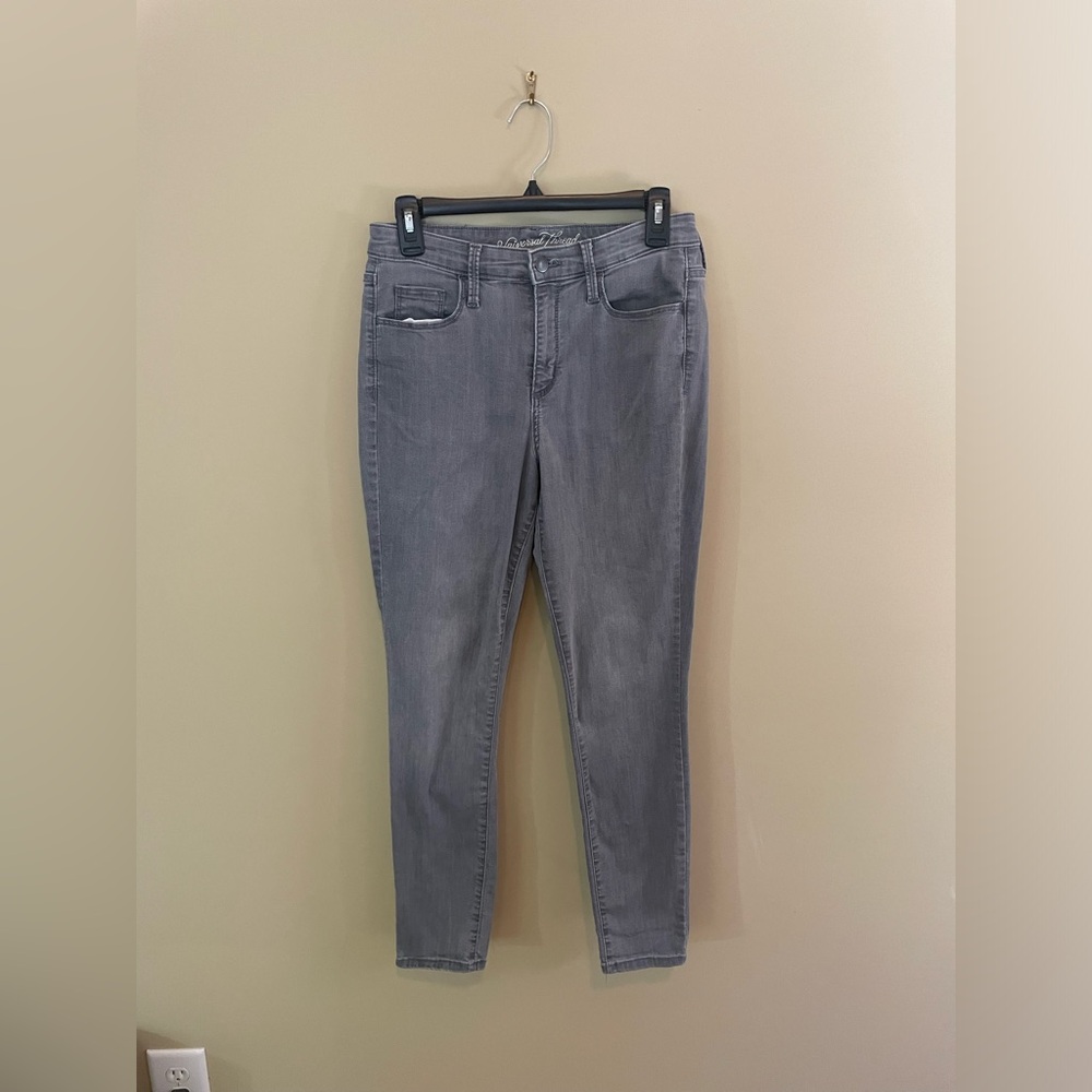UNIVERSAL THREAD women’s denim, high rise skinny, Grey, size 6/28 regular